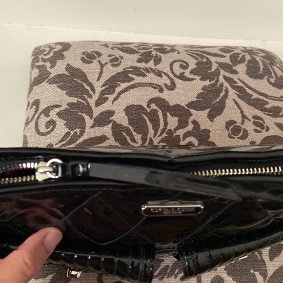 Coach - Picture 12 of 12